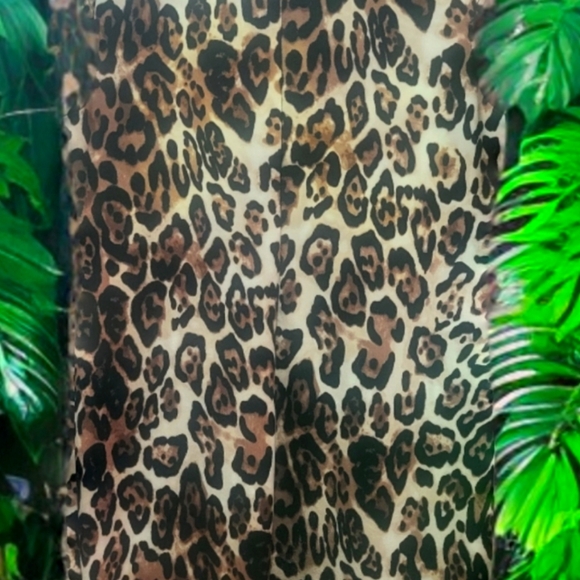 Women's Large SUZY SHIER Leopardprint W Sheer Black Chest Cut-Out Midi-Dress - Picture 1 of 3